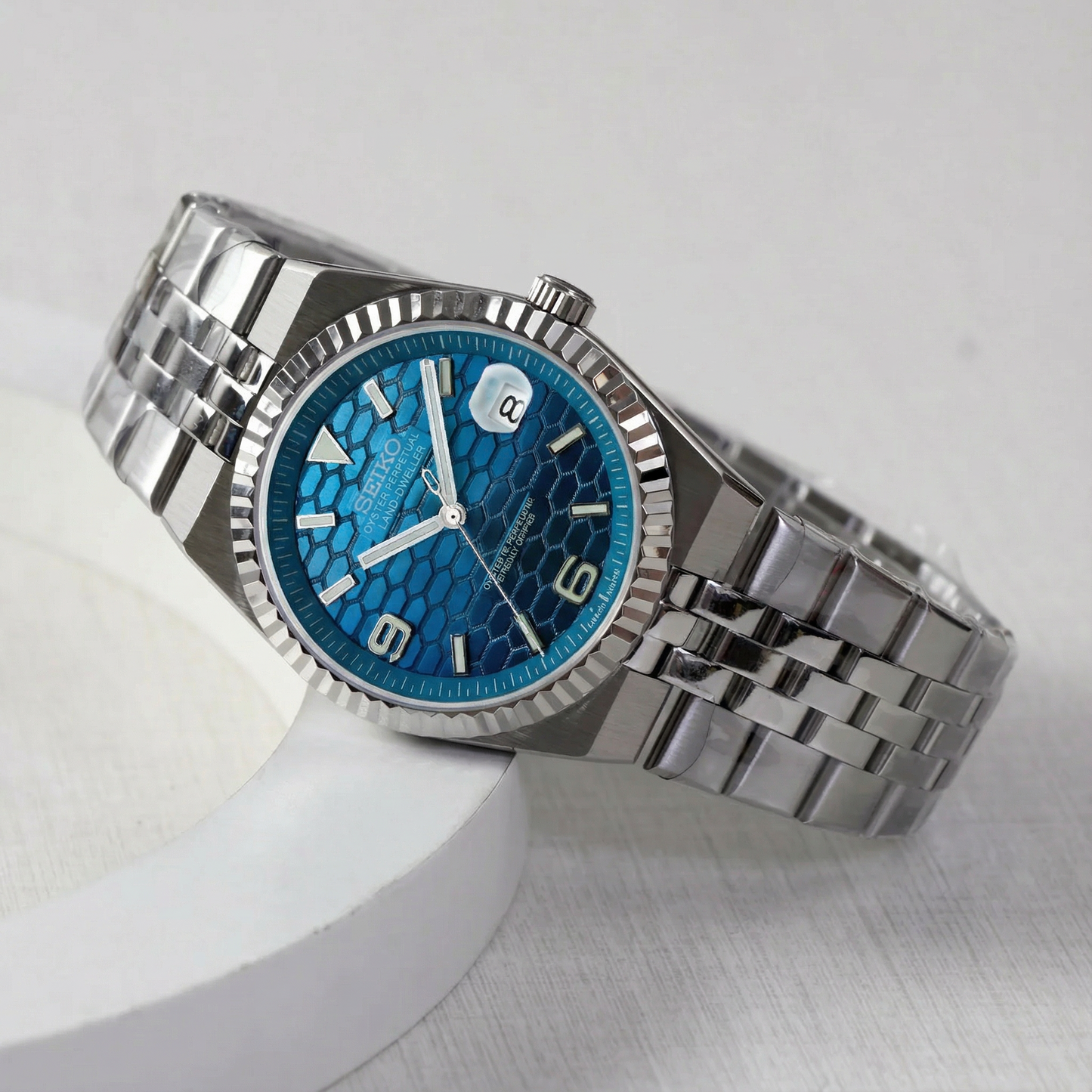 SEIKO-DWELLER ROYAL BLUE