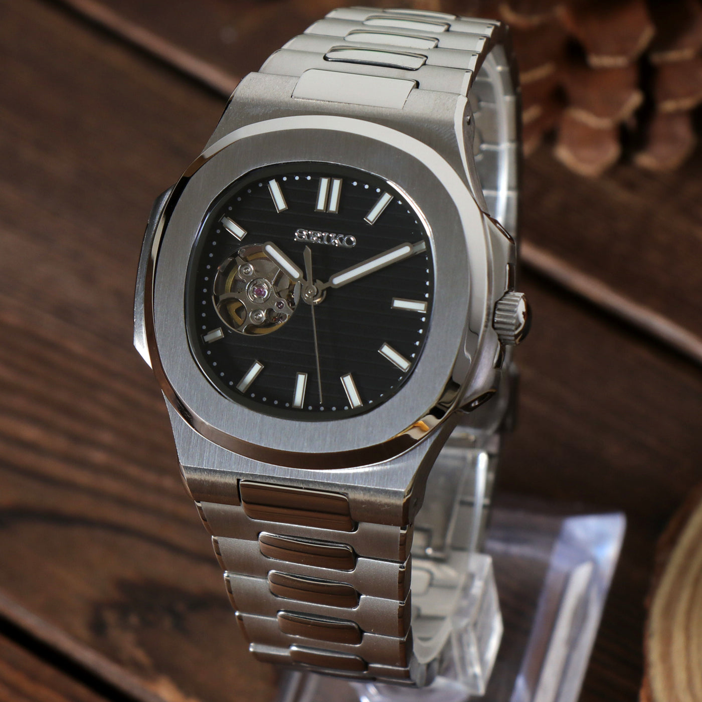 NAUTIKO BLACK OPEN MOVEMENT