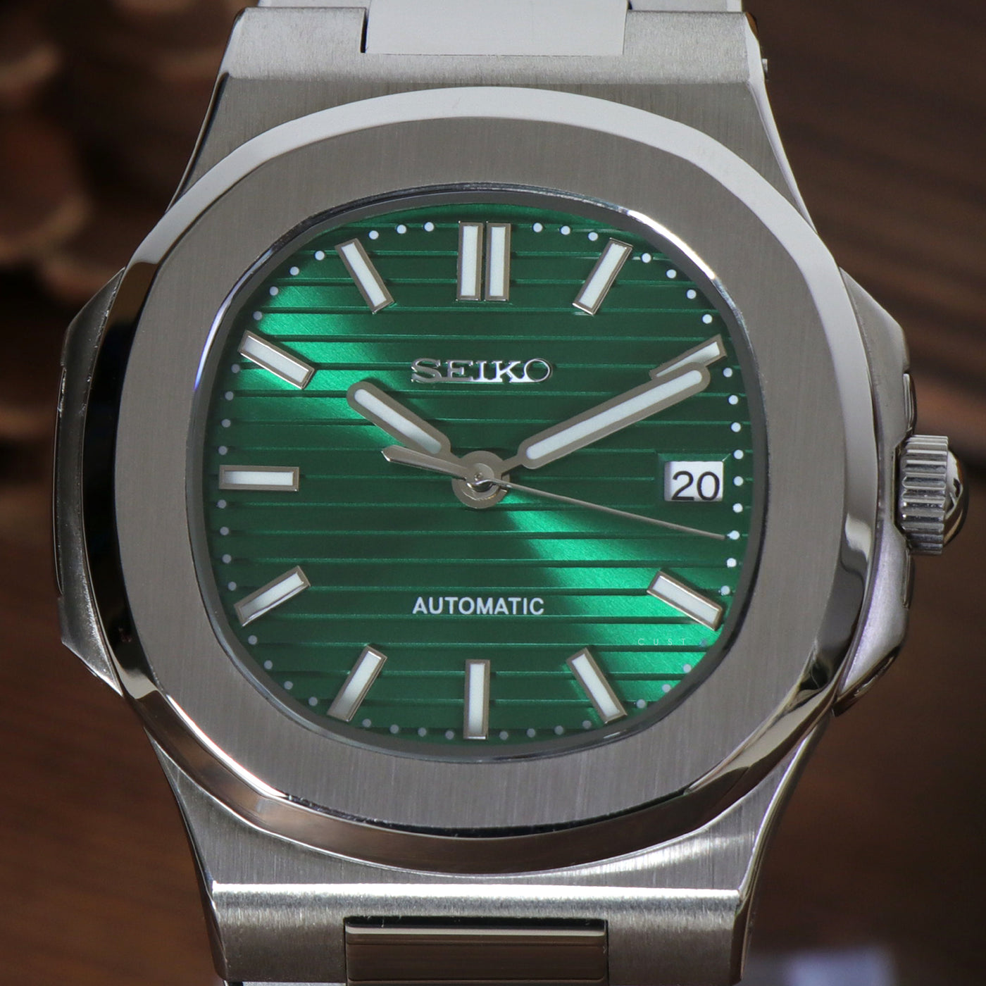 NAUTIKO METALLIC GREEN